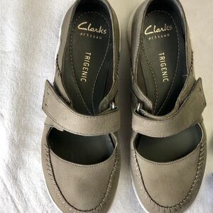 Clarks shoes